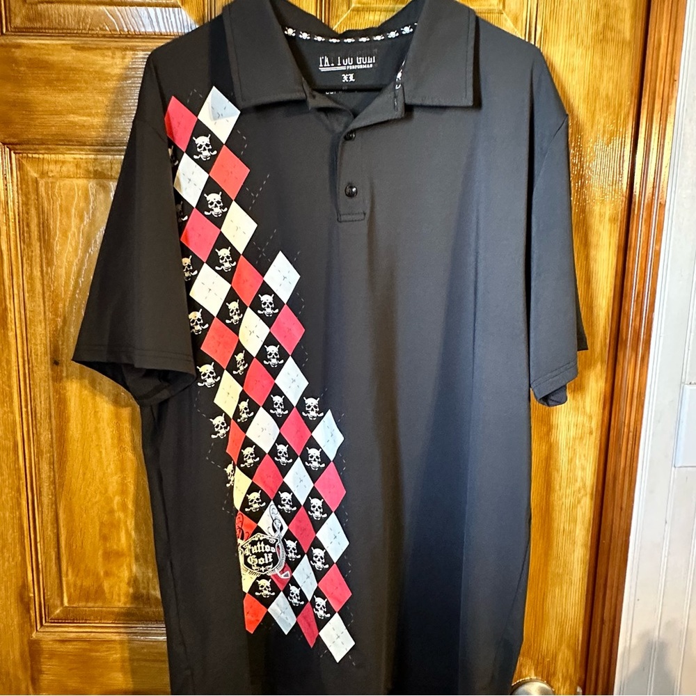 Men’s golf shirt